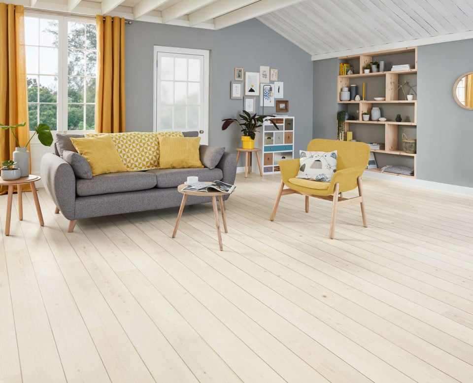 Karndean KP132 Washed Scandi Pine DS12 3mm Living Room LS3_CM