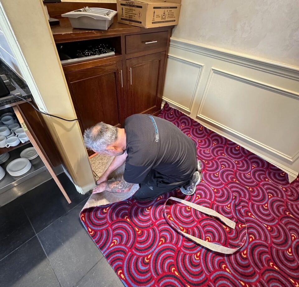 Oaks Flooring Carpet Fitting