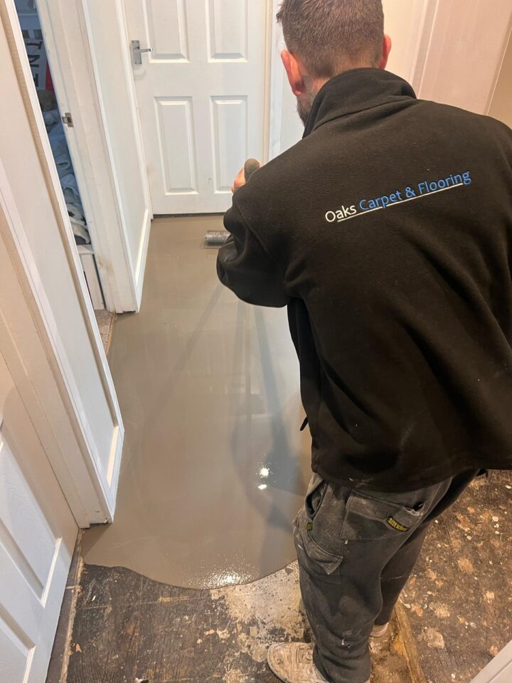 Oaks Flooring Fitting Screed