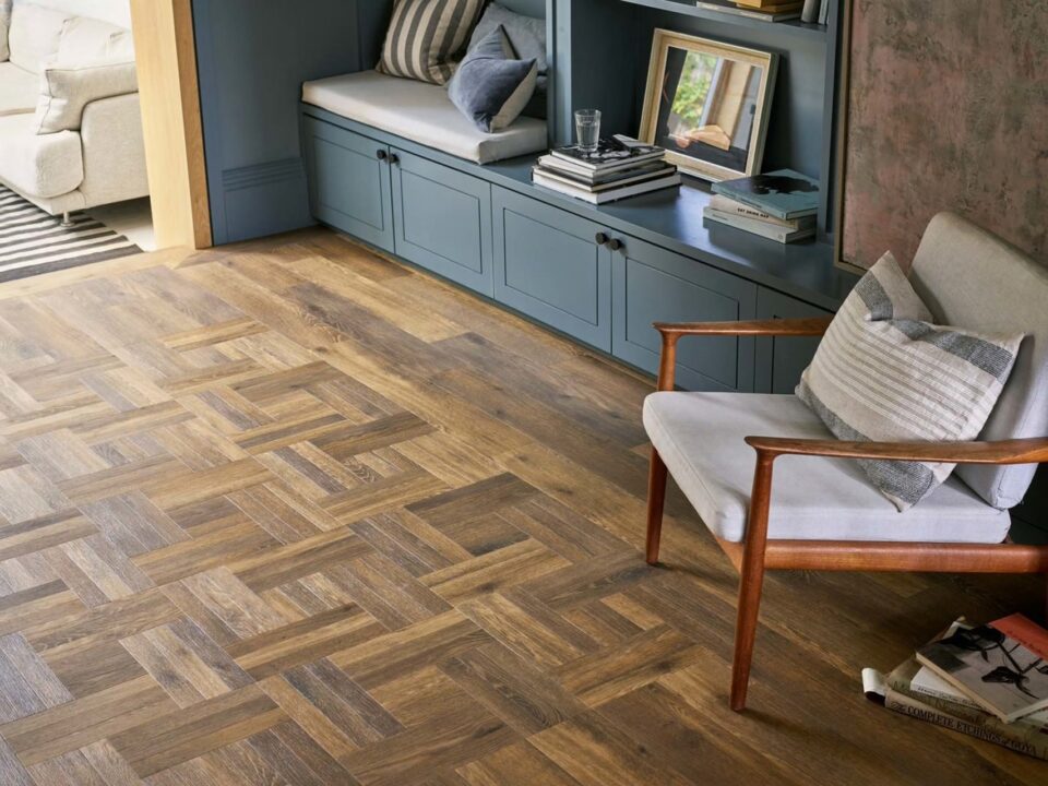 Amtico dc539 whinlatter oak chantilly weave stripwood room